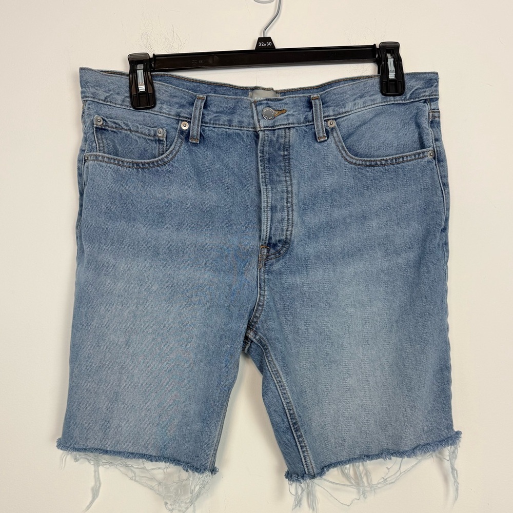 Everlane Men's Denim Cut-Off Shorts. Size 34. Buttonfly. Frayed Hems.